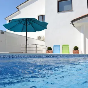 Apartments Villa Holiday Pula
